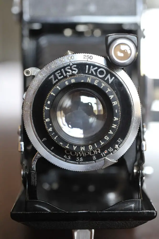 Camera review: Me and my Zeiss Ikon folders – Zeiss Ikon Ikonta 520/2 & Zeiss Ikon Nettar 515/2