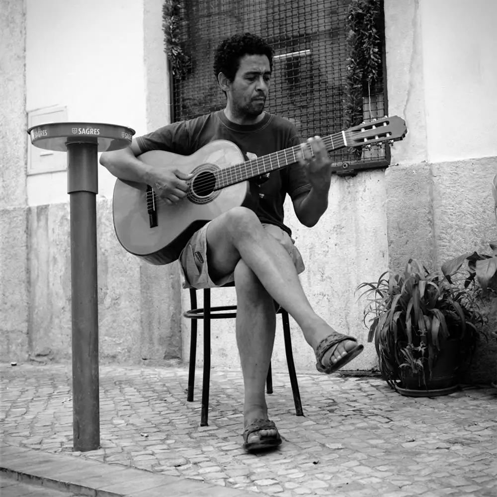 Guitariste Street Portrait