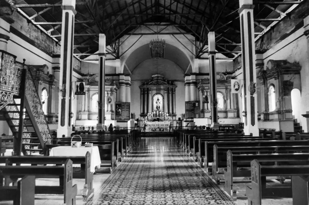 Take Me To Church (Paoay, Ilocos Norte, PH) - Canon FTQL - Canon FD 28mm F/2