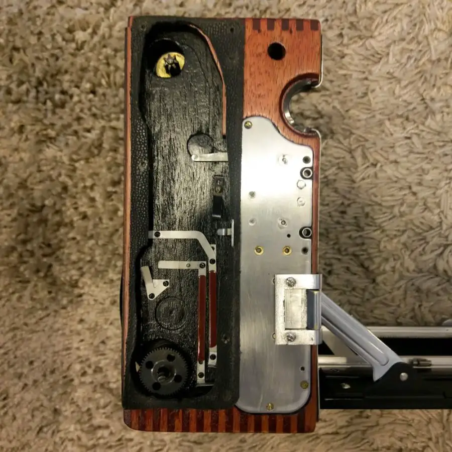 Speed Graphic - Shutter mechanism and curtains removed