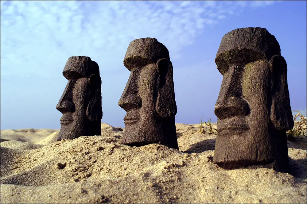 6” Rapa Nui Figurines, Venice Beach - Nikon F3HP, Kodak film