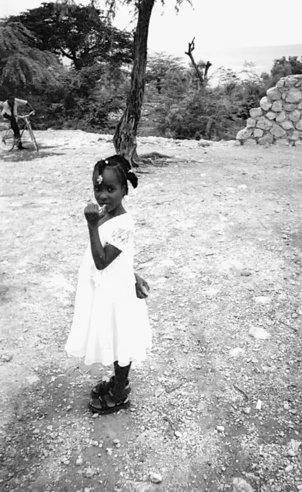 The girl in the white dress, Haiti - Kodak BW 400CN, Disposable