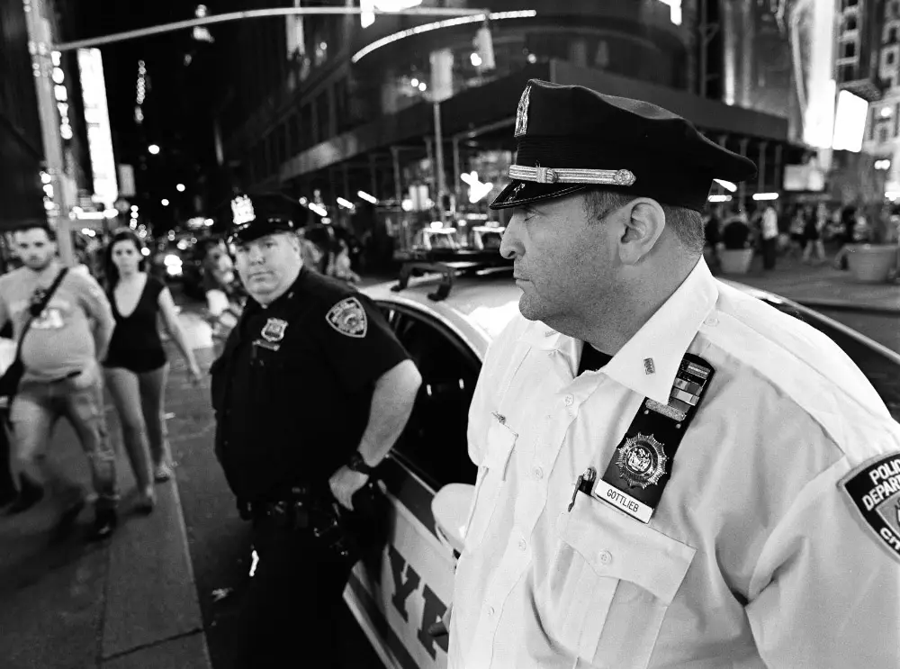 Officer, Times Square, NYC - Mamiya 645E 35mm f/3.5 @f/3.5 - ILFORD Delta 400 Professional, EI 800