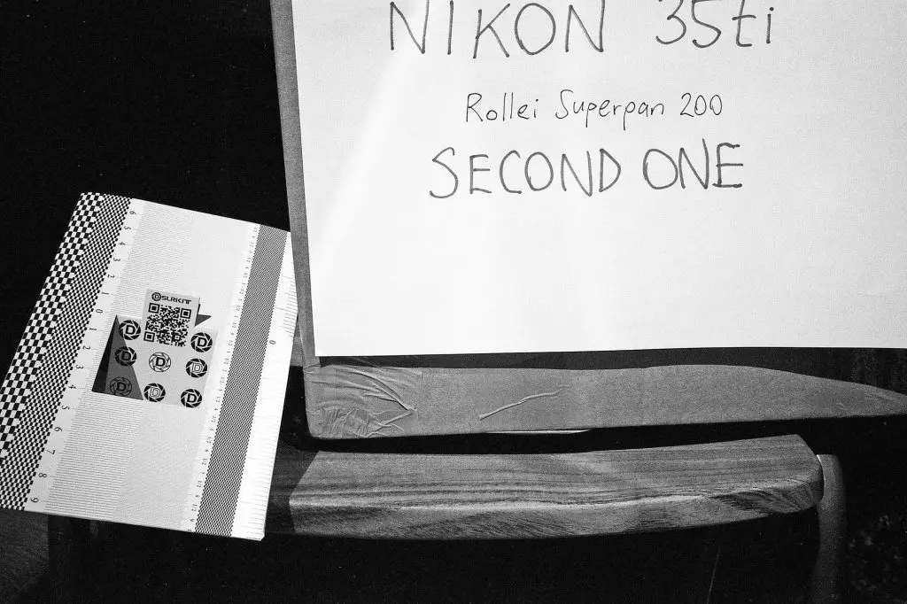 Nikon 35Ti - The Nikon test shot shows impressive sharpness