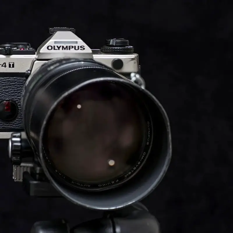 Olympus OM-4T and Olympus Zuiko 300mm f/4.5