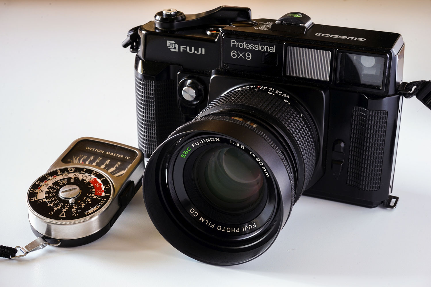 5 Frames With Kodak Tri-X 400 (EI 400 / 120 format / Fujifilm 