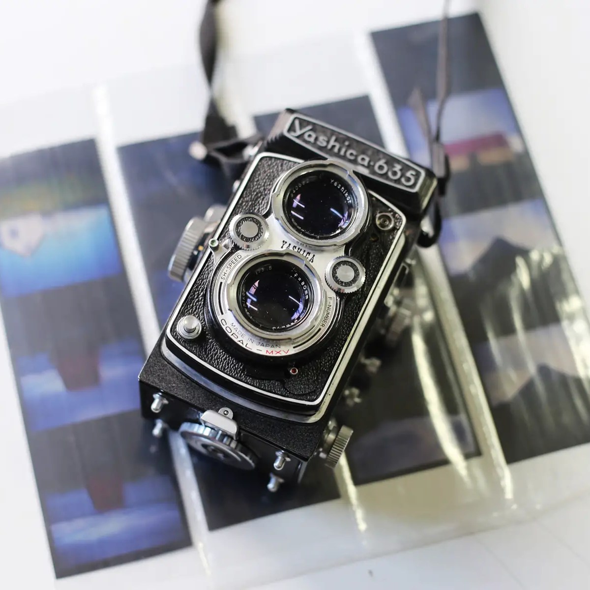 Yashica-635 with Fujifilm FUJICHROME Velvia RVP slides