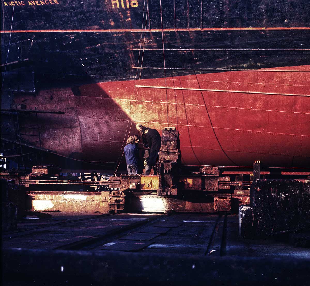 Repairing a deep sea trawler, Grimsby Docks, Grimsby, UK, Mamiya C33, 105 Sekor, Ektachrome