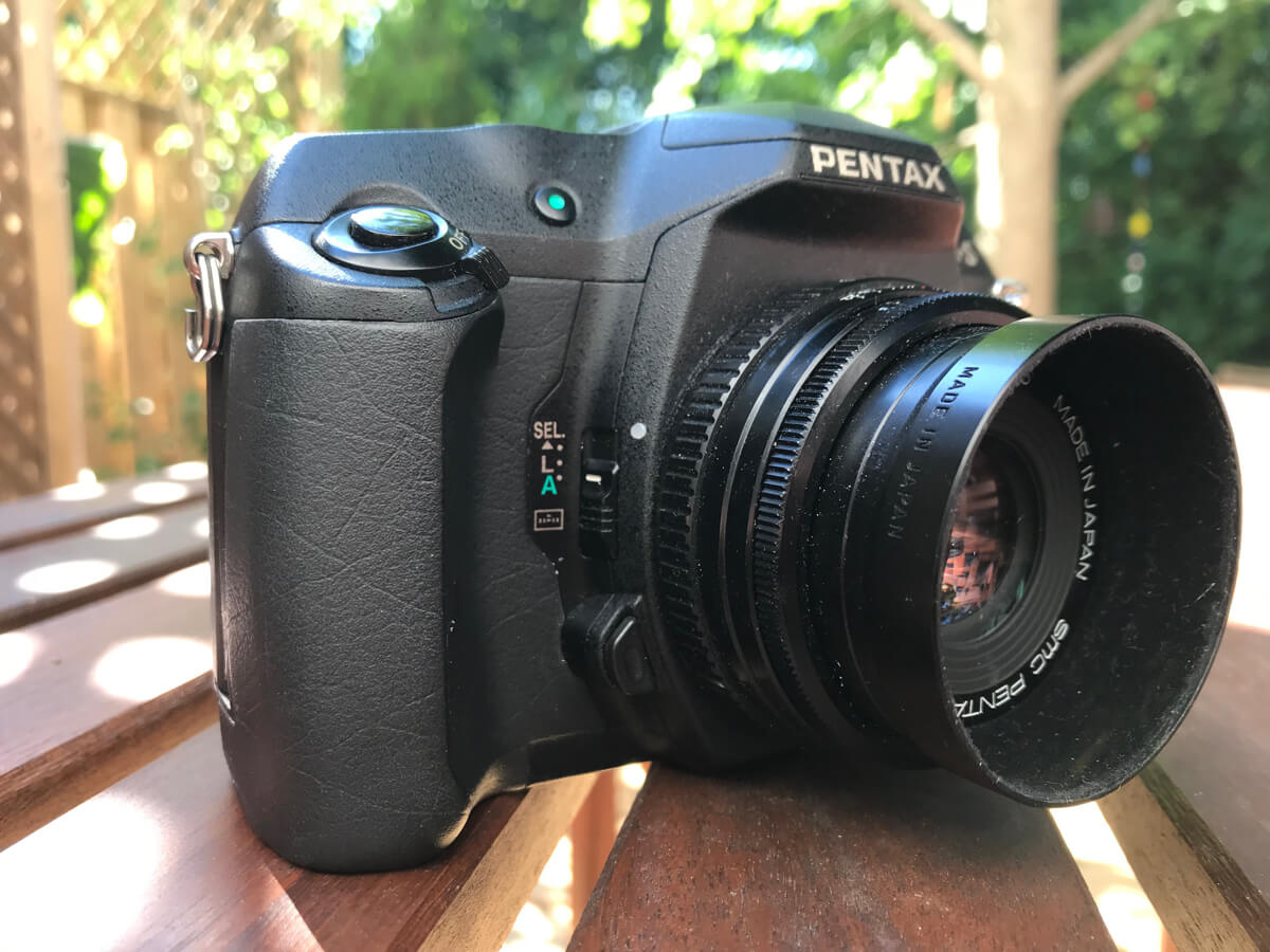 Pentax MZ-S front right (with lens)