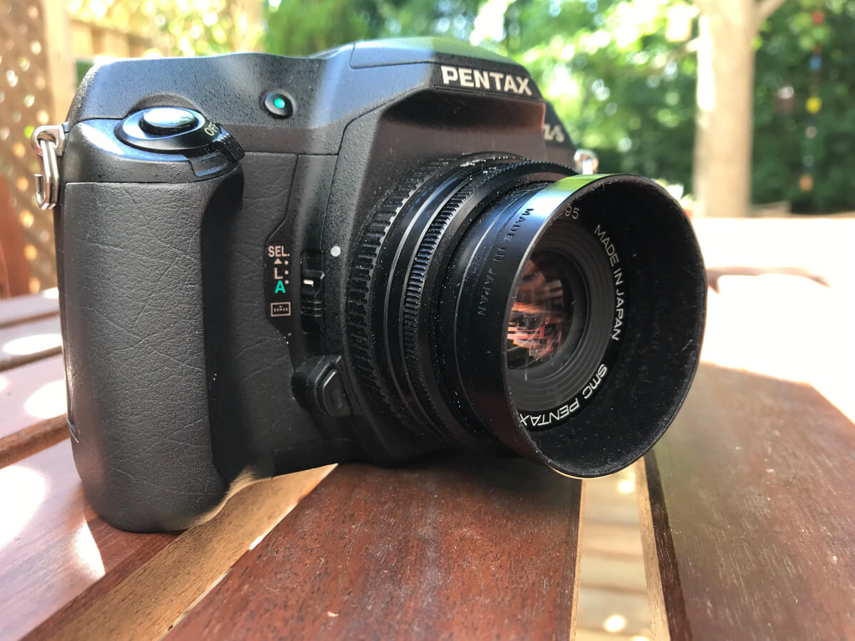 Pentax MZ-S front right (with lens)