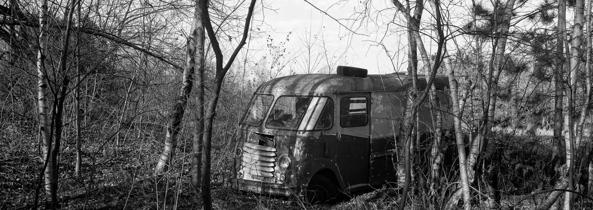 Abandoned bread truck - PressPan