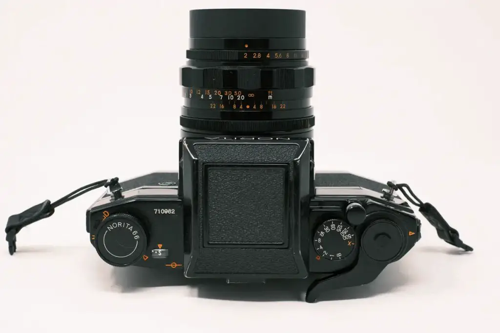 Norita 66 camera with waist level finder - Top