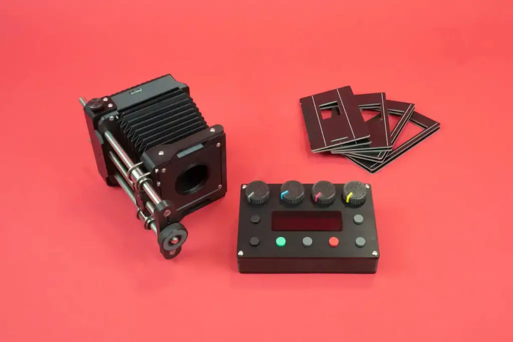 The 35mm & 120 Intrepid Colour Enlarger kit