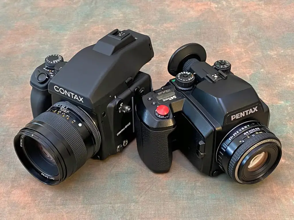 Gear Comparison - Another view of the Contax 645 and Pentax 645NII cameras