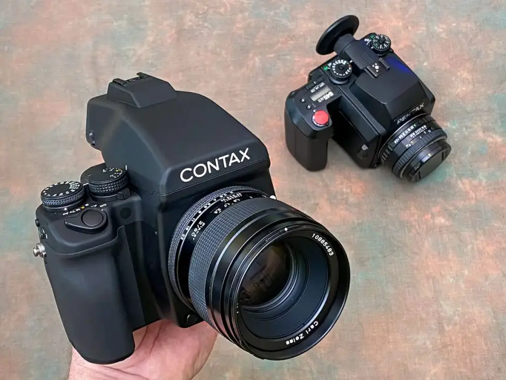 Gear - Would you say the Contax is the better looking camera?