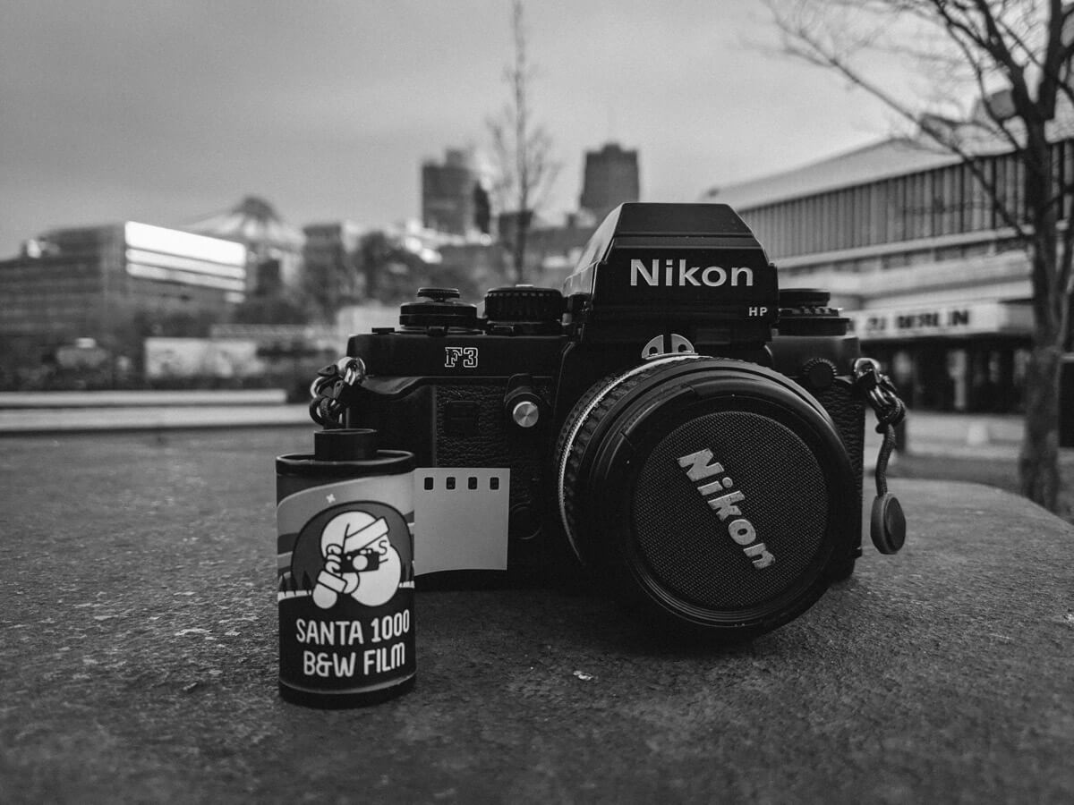 Santa RAE 1000, Nikon F3HP and a Nikon Nikkor 50mm f/1.4 AI-S, Oleg Popelyaev