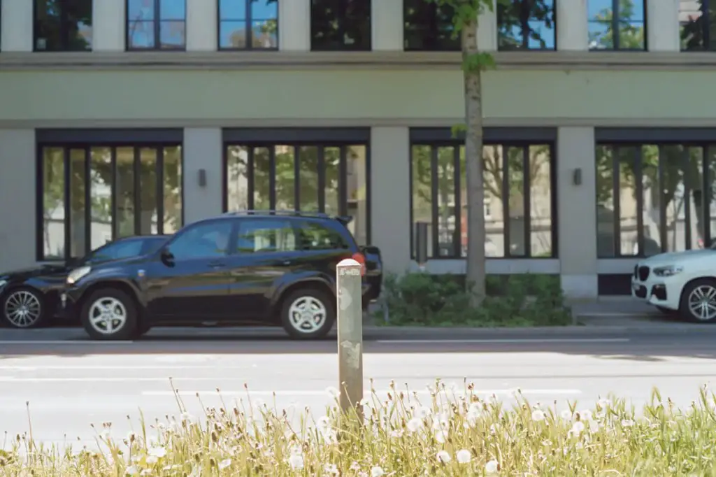 Film review, Cinestill 50D on Zurich's smaller streets - Pentax MX and SMC Pentax-M 50mm f/1.7