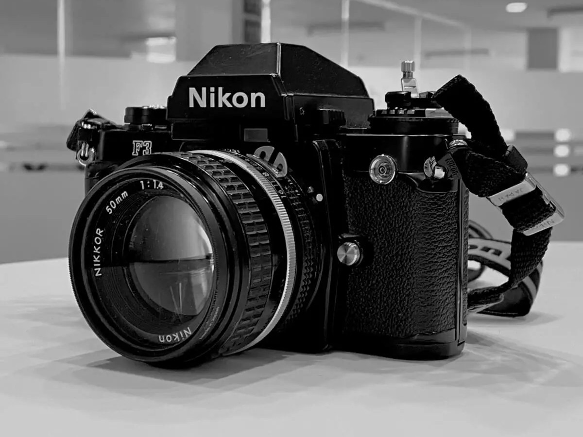 My Nikon F3 + Nikkor 50mm f-1.4 AI-S)