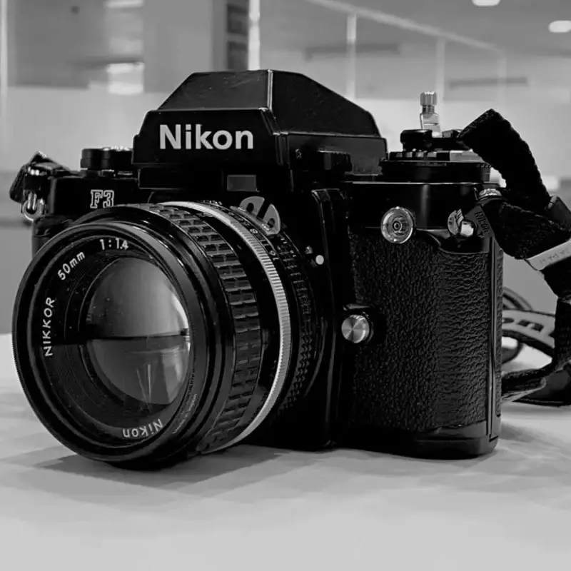My Nikon F3 + Nikkor 50mm f-1.4 AI-S)