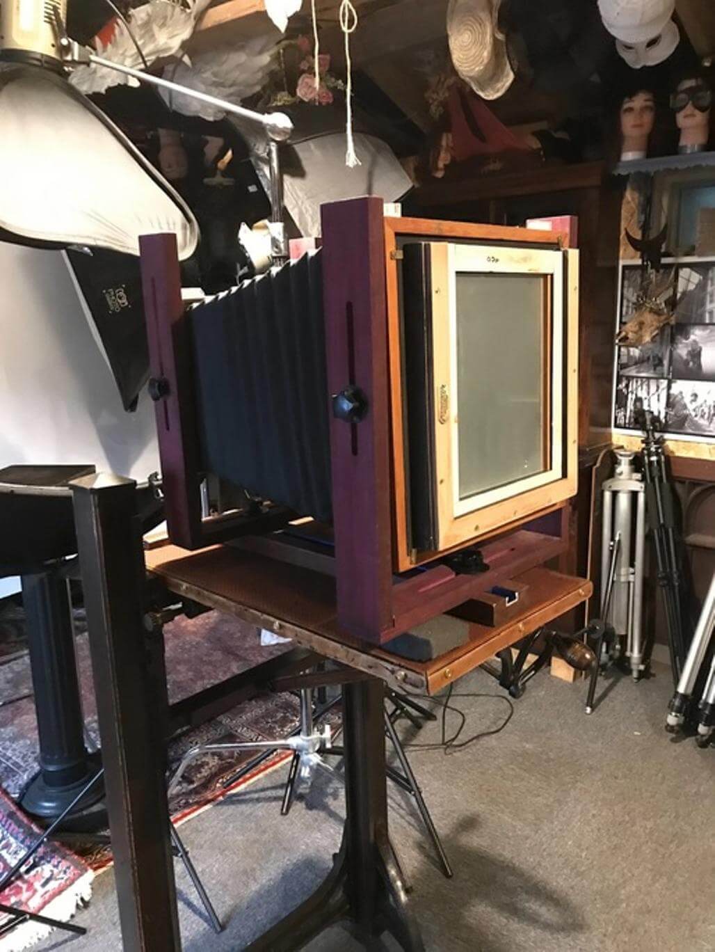 The homemade 8x10 wet place lockdown camera