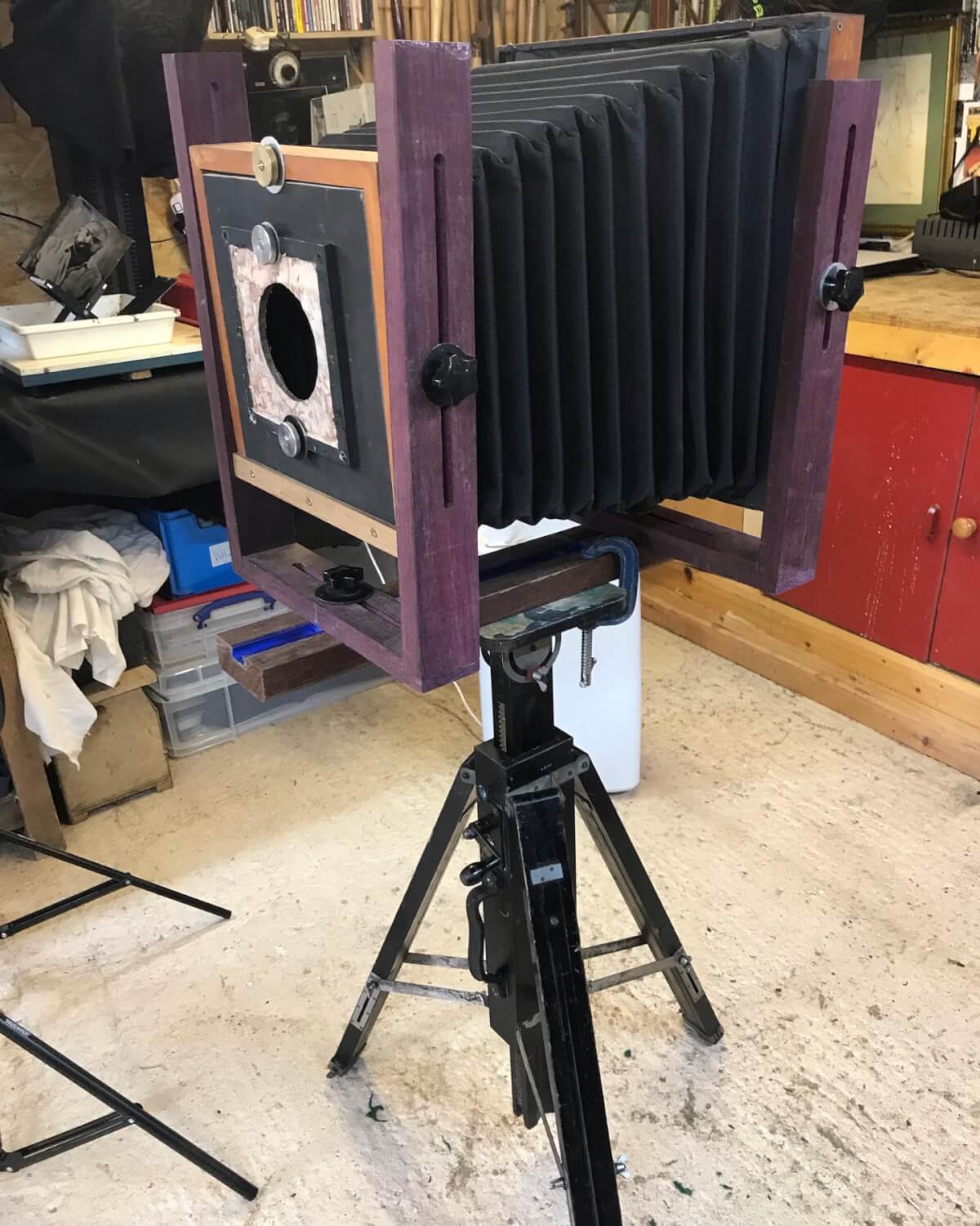 The homemade 8x10 wet place lockdown camera