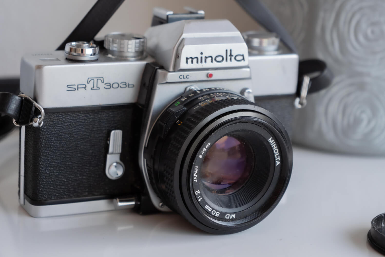 My Minolta SRT 303B + Minolta MD Rokkor 50mm f/2,  Yves Ponçon