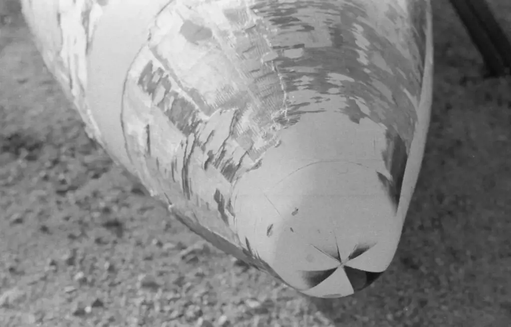 Missile nosecone with fading paint