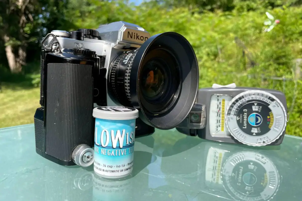 5 Frames… Of the Gatineau River on LOW ISO Color film (35mm format / EI 1.6 / Nikon FA + Nikkor 20mm f/2.8D) – by Alex Saucier