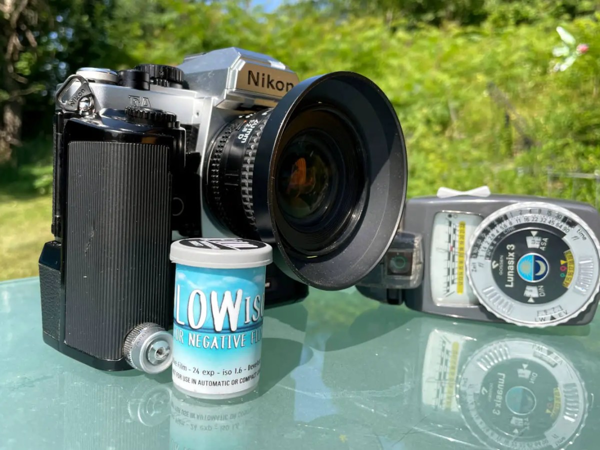 5 Frames… Of the Gatineau River on LOW ISO Color film (35mm format / EI 1.6 / Nikon FA + Nikkor 20mm f/2.8D) – by Alex Saucier