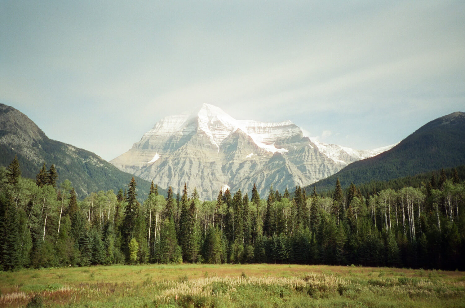 5 Frames… Through Western Canada on CineStill 400D (35mm Format / EI 400 / Lomography LC-A+) – by Julia Beyer