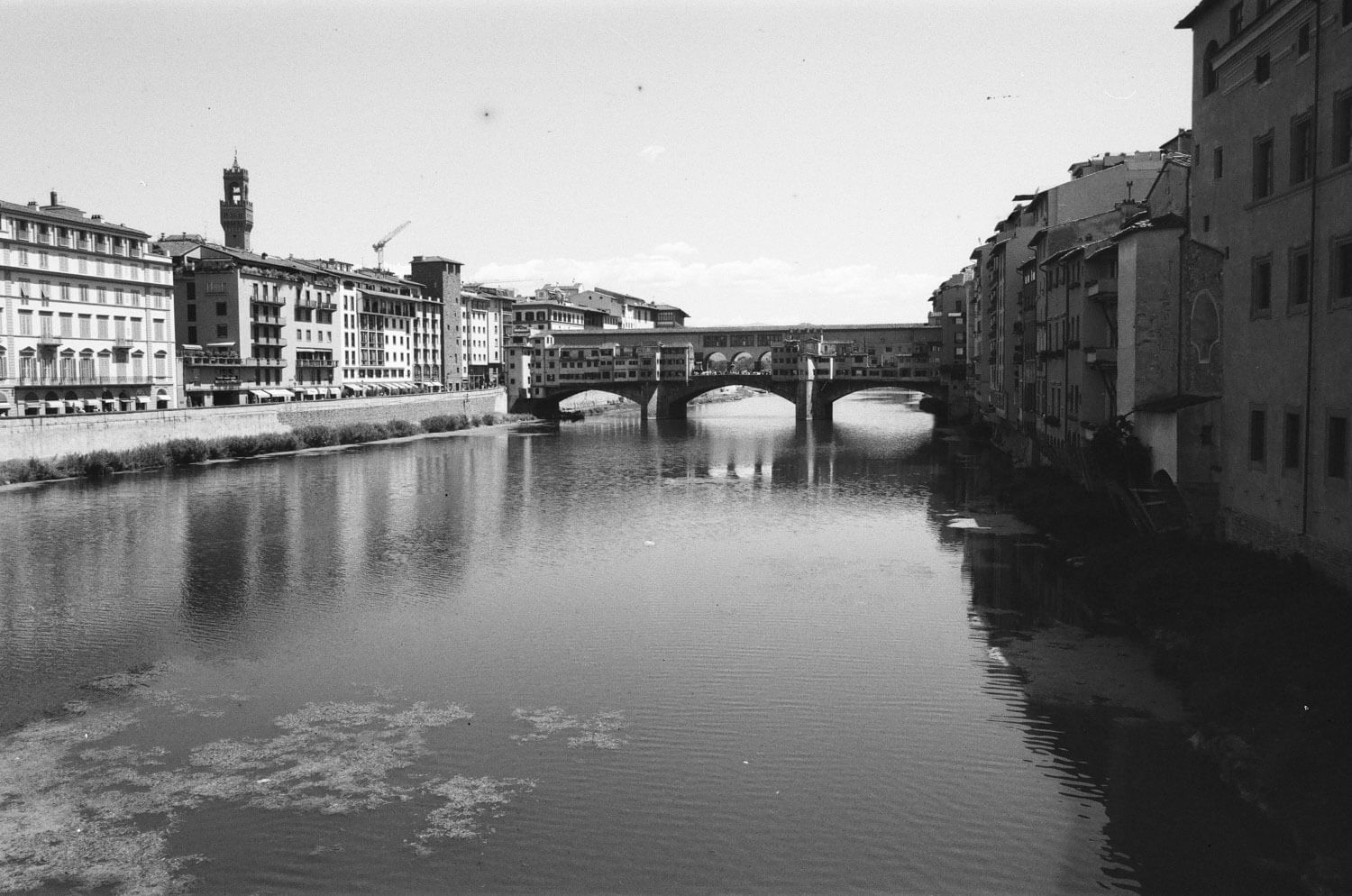 5 Frames... In Florence on expired ILFORD PAN F PLUS (35mm Format / EI 10 Contax RTS III + Carl Zeiss Distagon 2,8/28mm) - by Julian Ruoss
