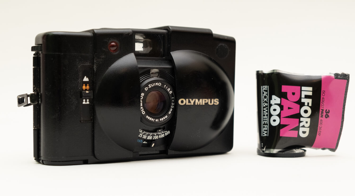 My Olympus XA2 + D-Zuiko 35mm f/3.5), Brian Lopez